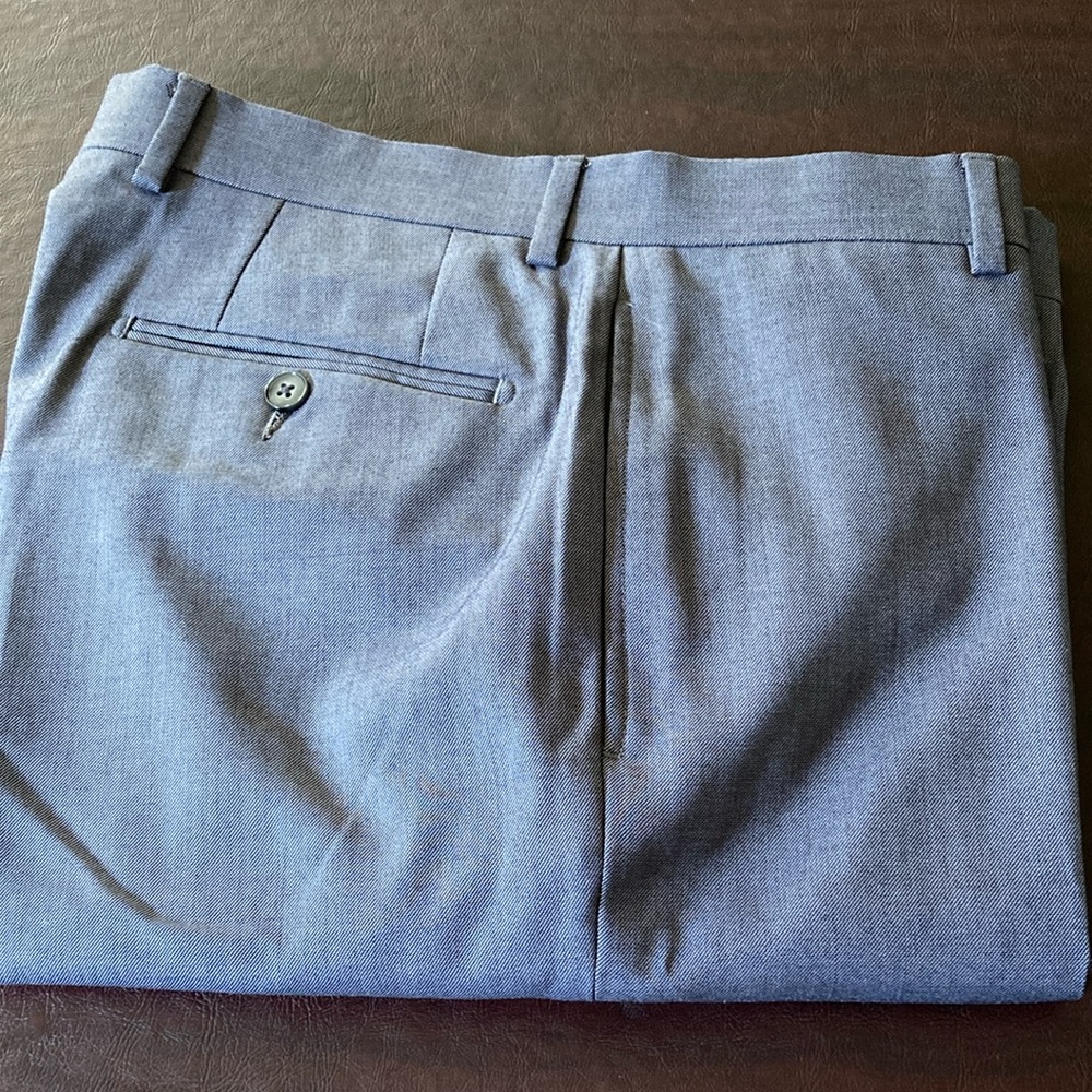 Men’s Calvin Klein dress pants. Size 32W x 32L. Color gray